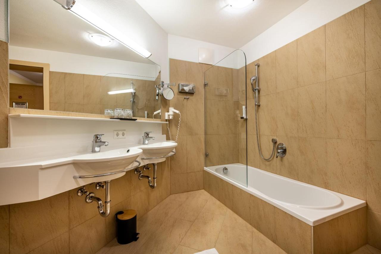 אוברטאורן Hotel Breitlehenalm מראה חיצוני תמונה